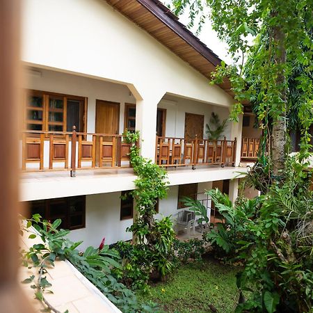Esther'S Hotel Accra Eksteriør billede