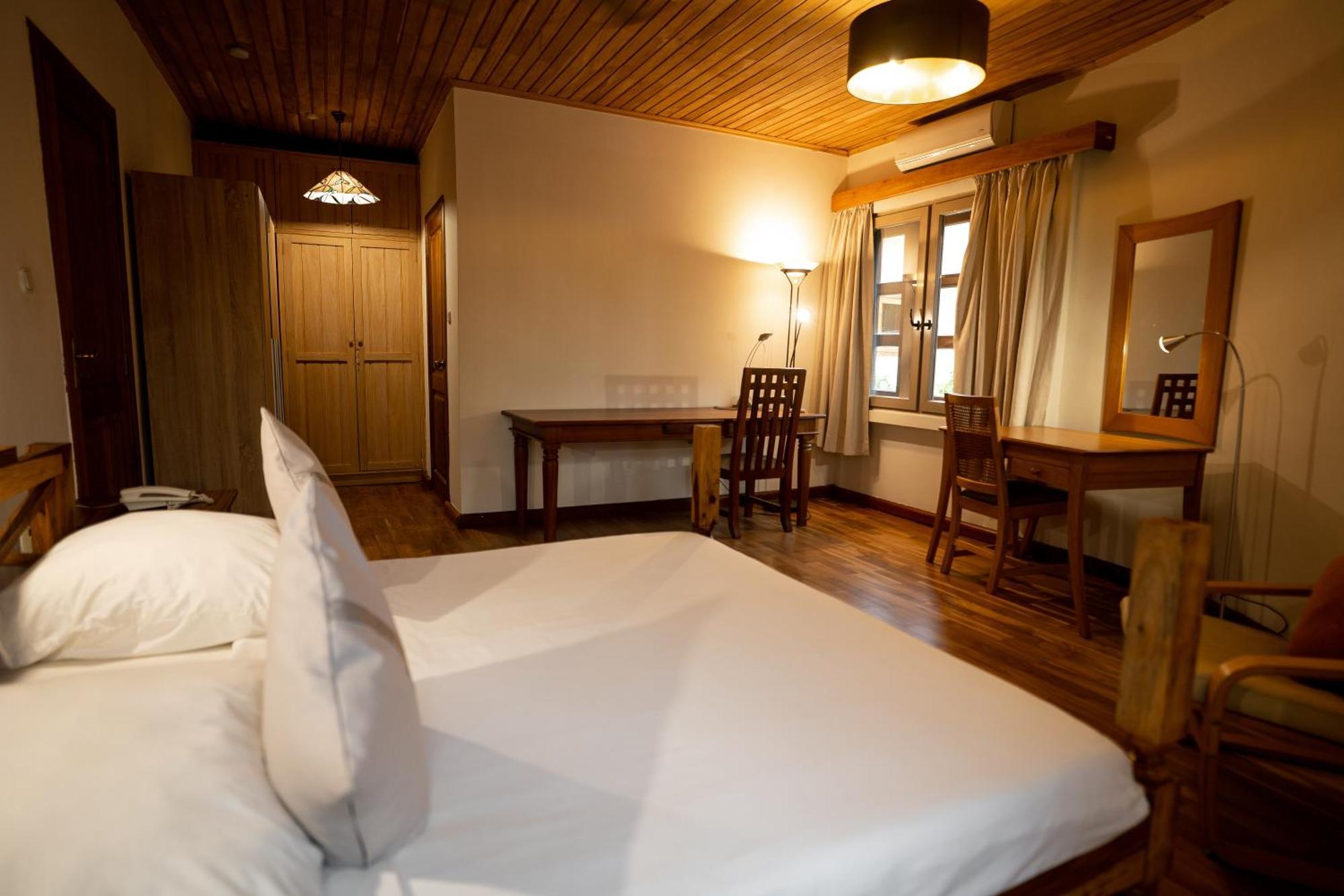 Esther'S Hotel Accra Eksteriør billede